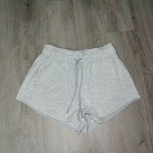 lululemon inner glow shorts
